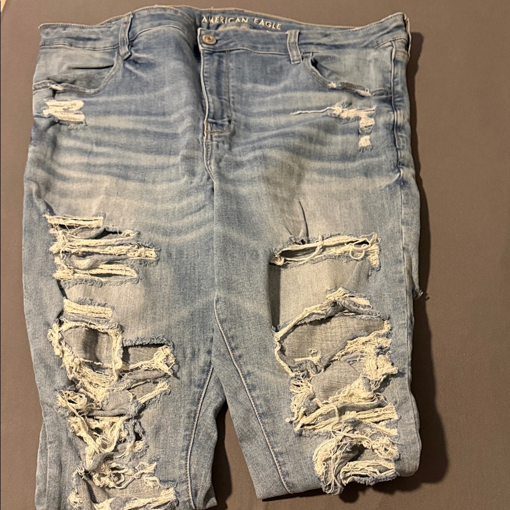 American Eagle Outfitters Light Blue Distressed Skinny Jeans